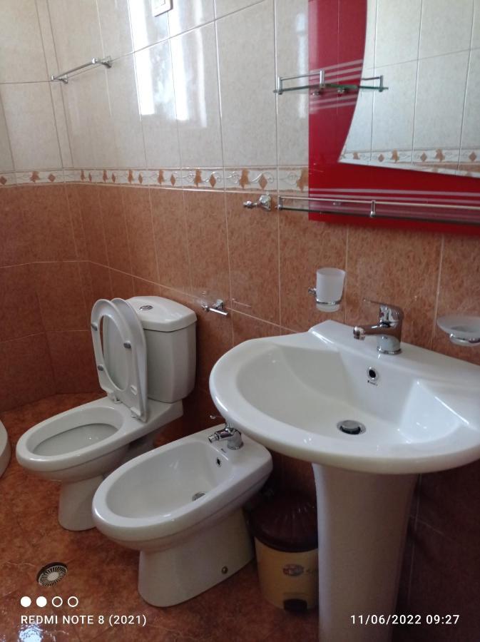 Guesthouse Fatos Biti Дів'яка Екстер'єр фото