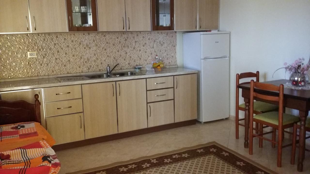 Guesthouse Fatos Biti Дів'яка Екстер'єр фото